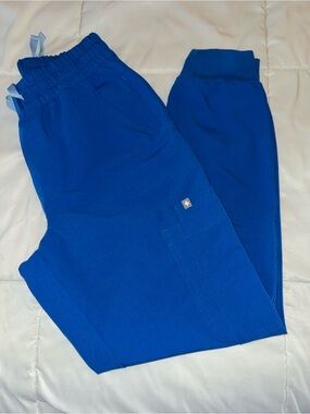 FIGS Women’s Elastic Waist Jogger Pants in Bright Blue